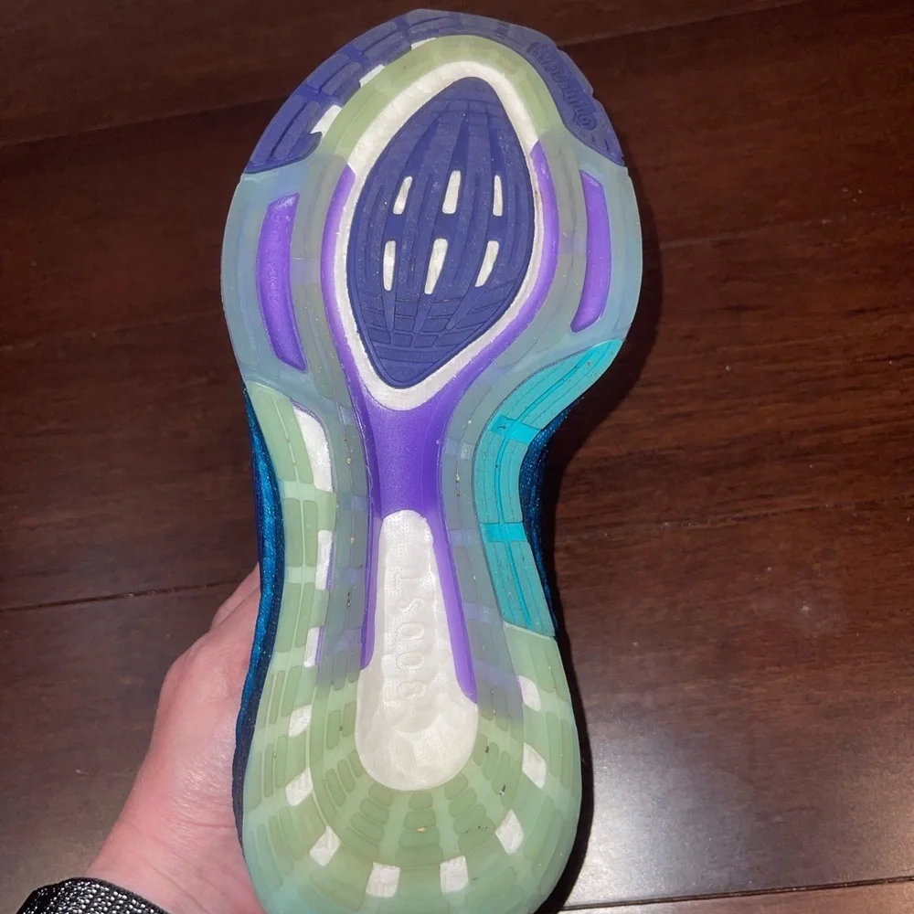 guc Adidas ultraboost Vibrant teal and Purple running Shoes 6
